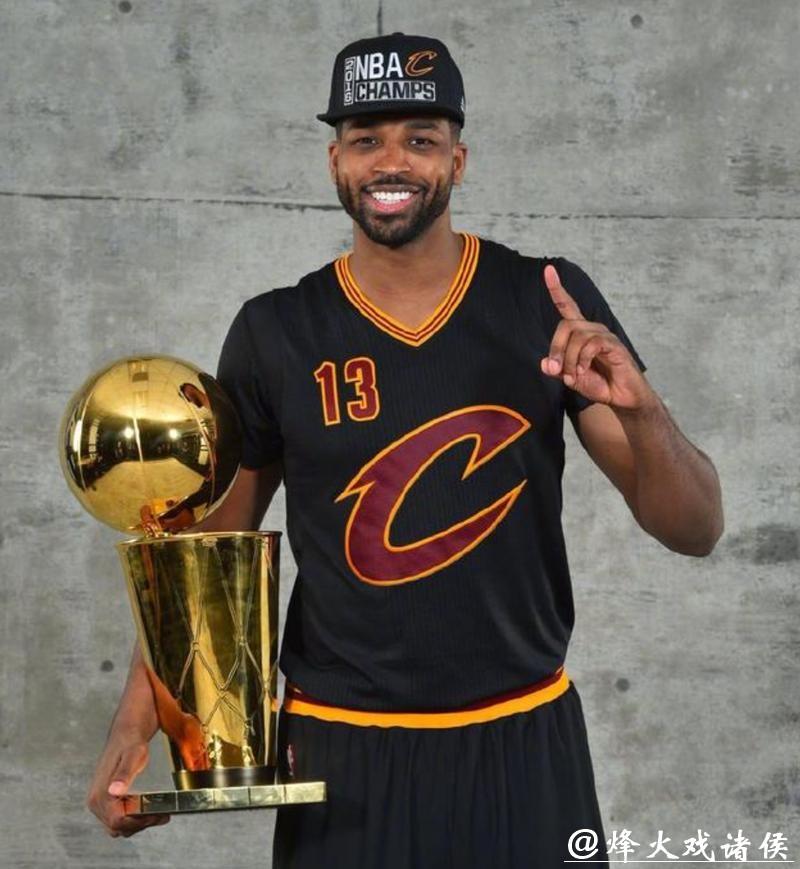 官宣:骑士一年合同签回TT 上赛季场均3.3+3.6 官宣:骑士一年合同签回TT 上赛季场均3.3+3.6