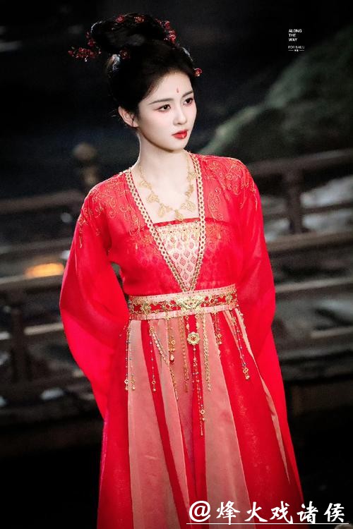 连白鹿本人都懵了,《唐宫奇案》上线不到一天,口碑怎会如此反转? 连白鹿本人都懵了,《唐宫奇案》上线不到一天,口碑怎会如此反转?