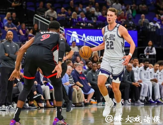 CJ50分鹈鹕胜奇才终结11连败 魔术力克猛龙 CJ50分鹈鹕胜奇才终结11连败 魔术力克猛龙