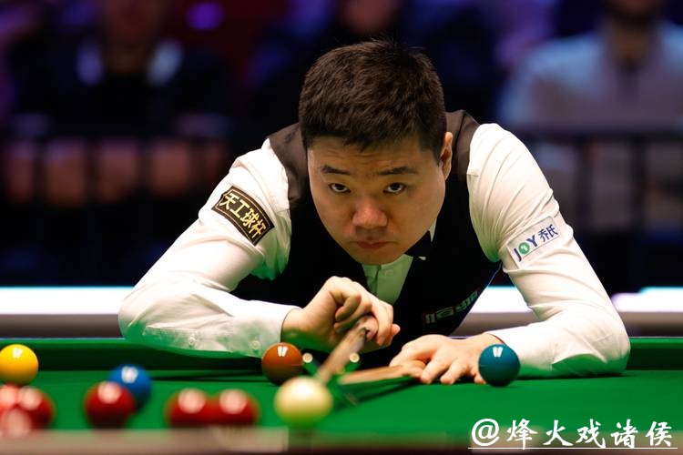 丁俊晖6-4海菲尔德晋级 中国5人挺进斯诺克国锦赛16强